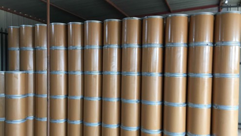 我公司專(zhuān)業(yè)生產(chǎn)不同規格的包裝紙板桶